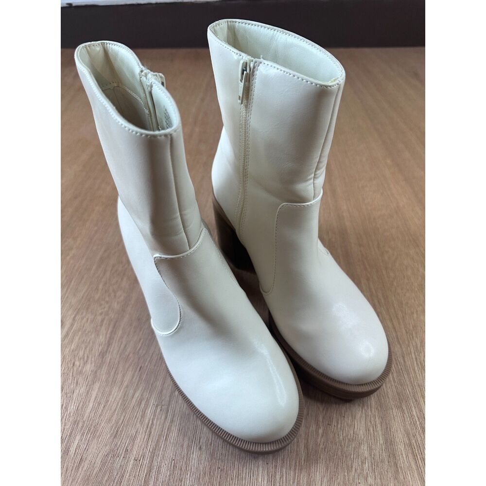 Women’s Cream Ankle Boots Size 7 Block Heel Side Zip Faux Leather